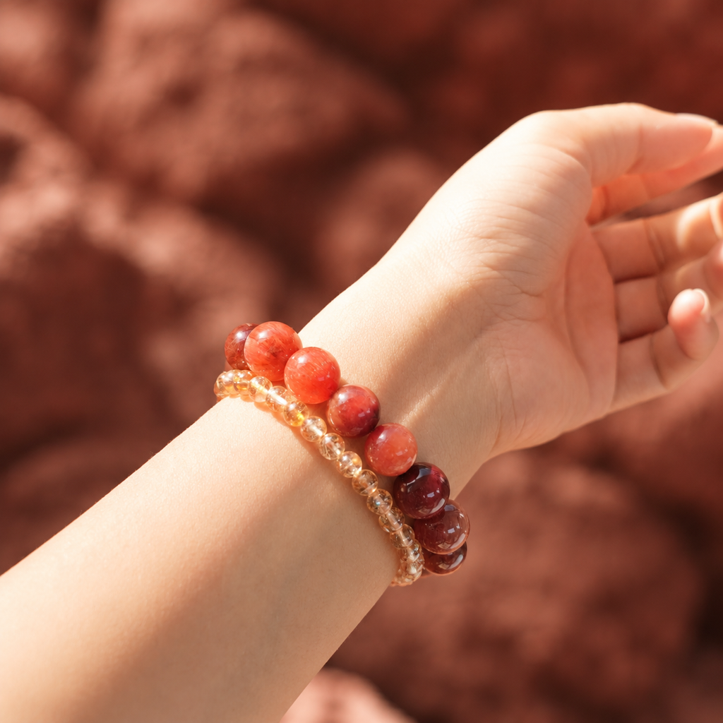 Fire｜Crimson Threads Rabbit Hair Quartz Bracelet