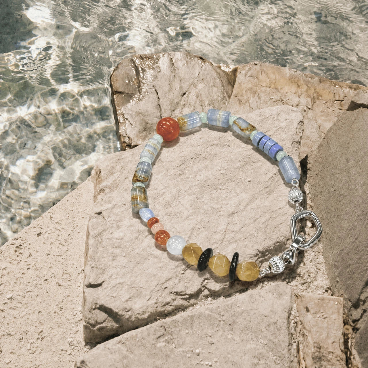 Water｜Reflections of Water  Aquamarine Bracelet