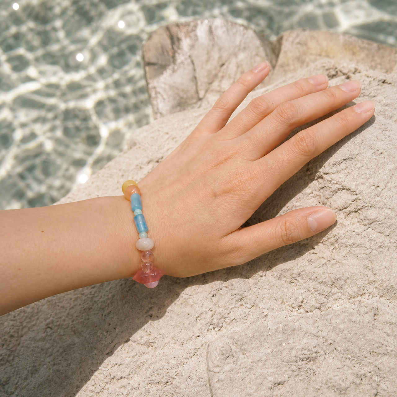 Water｜Aqua Mirage Strawberry Quartz Bracelet